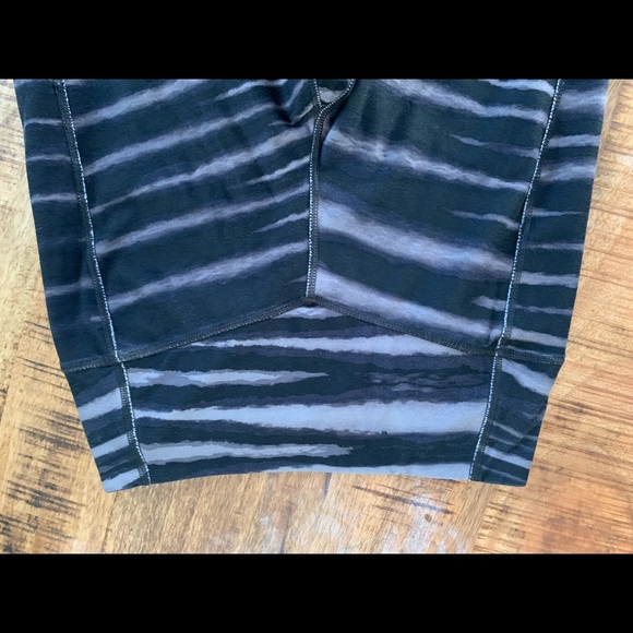 WOMENS NIKE - Picture 5 of 5